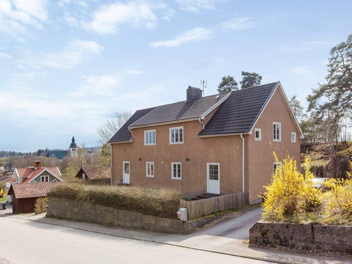 8 rok · 165 m² · Fimongatan 13B