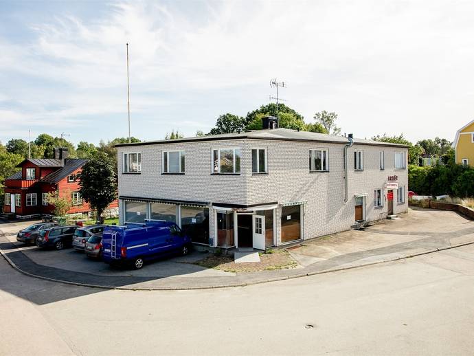 8 rok · Brunnsgatan 6
