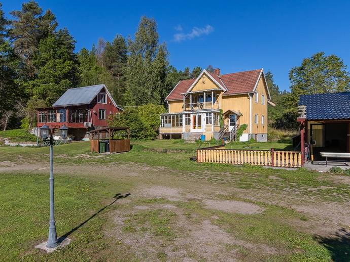 4 rok · 140 m² · Källsberg Tyllinge 2