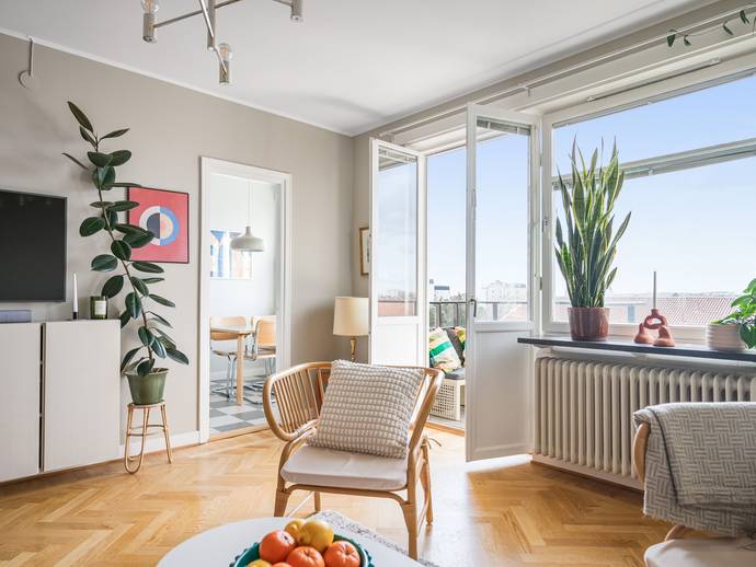 2 rok · 54 m² · Valutavägen 33