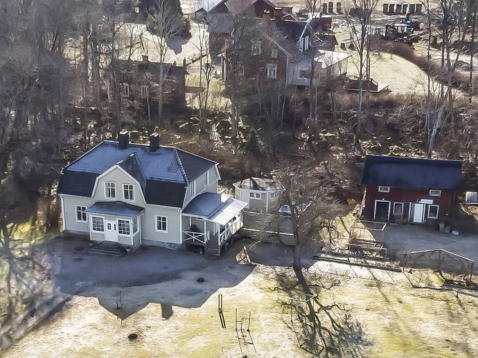 5 rok · 200 m² · Skäftruna 141