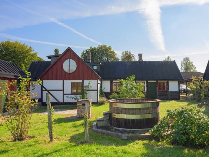 6 rok · 180 m² · Byvägen 20
