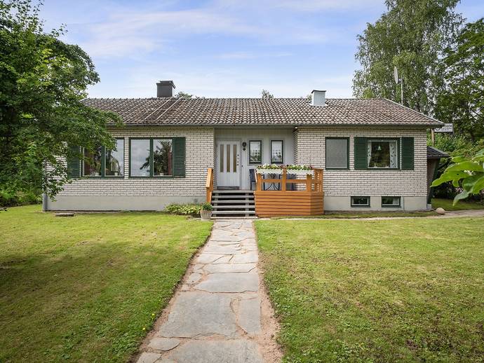 7 rok · 106 m² · Bergviksvägen 2