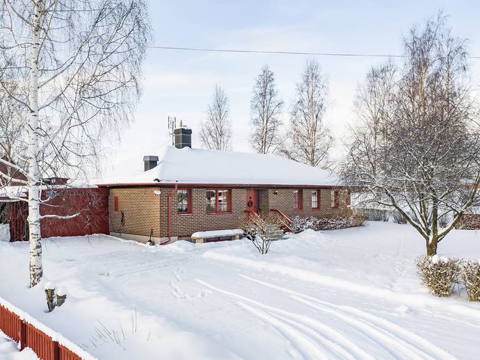 4 rok · 115 m² · Nyckelby 92