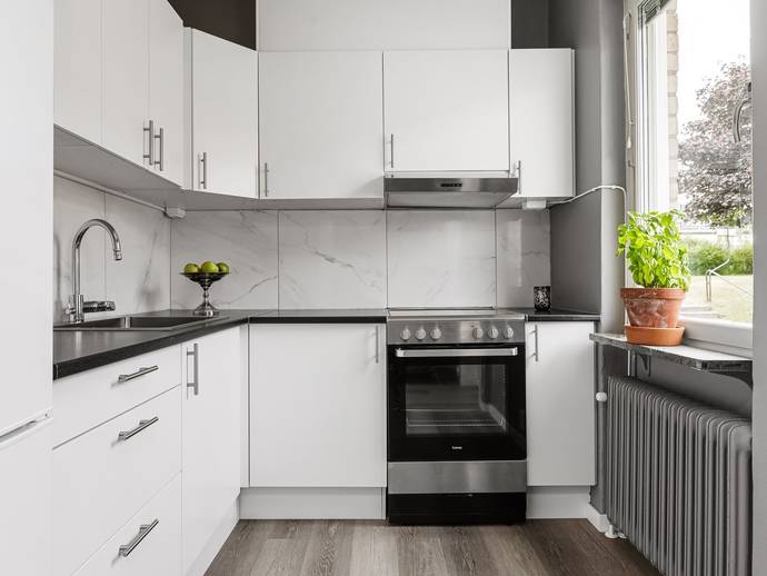 1 rok · 33 m² · Hovrättsbacken 14