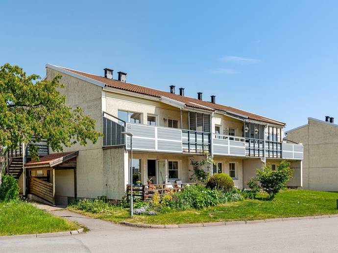 4 rok · 73 m² · LINDGÅRDSVÄGEN 40
