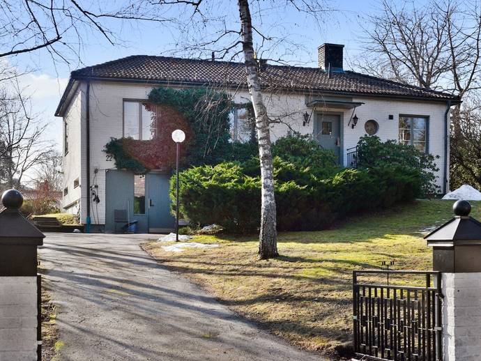 6 rok · 157 m² · Norrstigen 22