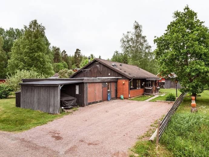 4 rok · 104 m² · Övertänger 367