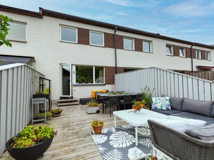 4 rok · 83 m² · Gräsvägen 14