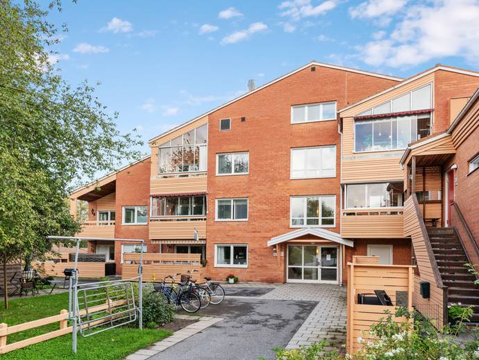 2 rok · 71 m² · Enbäcksvägen 16A