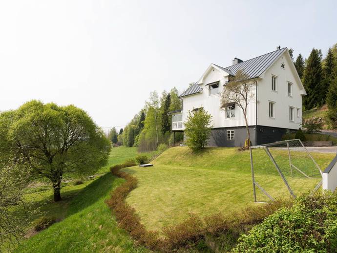 172 m² · Skiffervägen 7