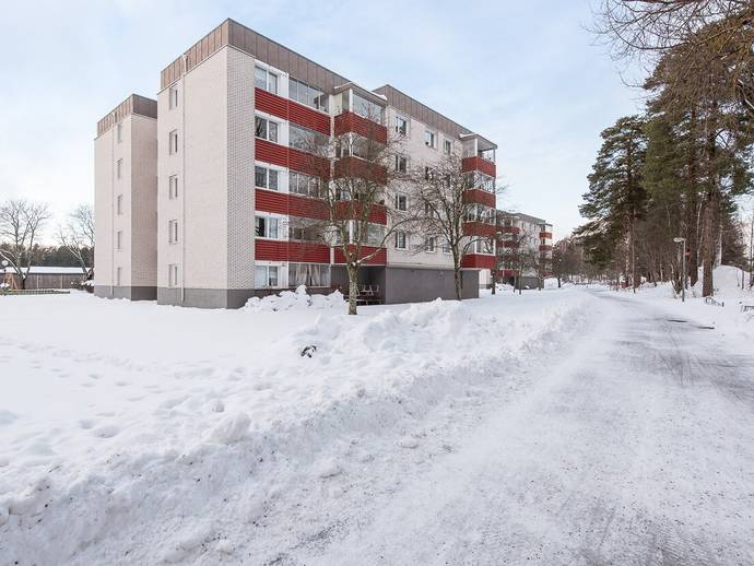 3 rok · 80 m² · Fältspatvägen 40
