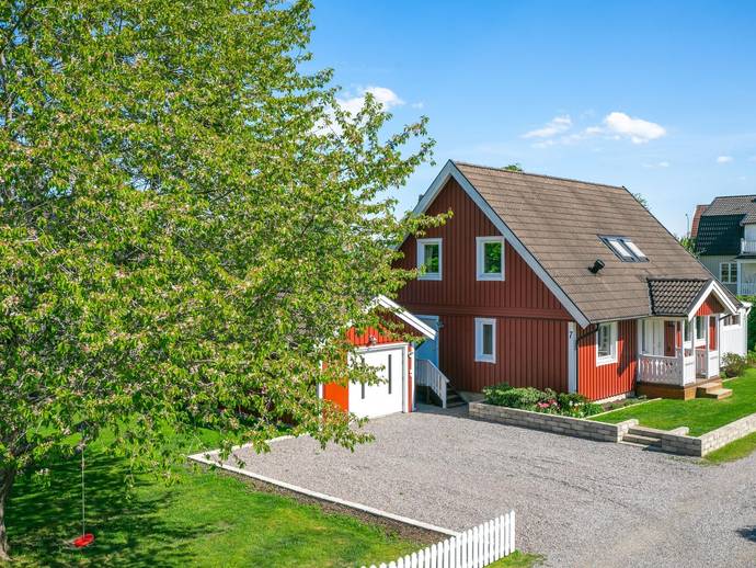 6 rok · 147 m² · Jubyvägen 7