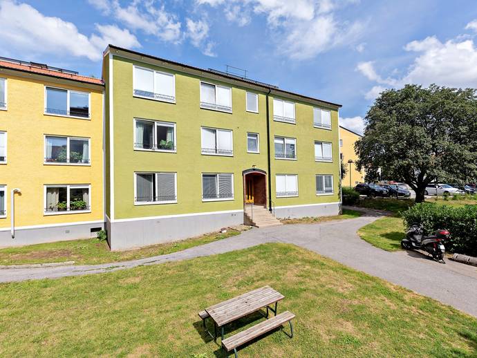 2 rok · 60 m² · Förrådsvägen 15
