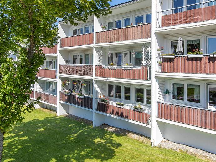 2 rok · 60,8 m² · Härvstavägen 5D