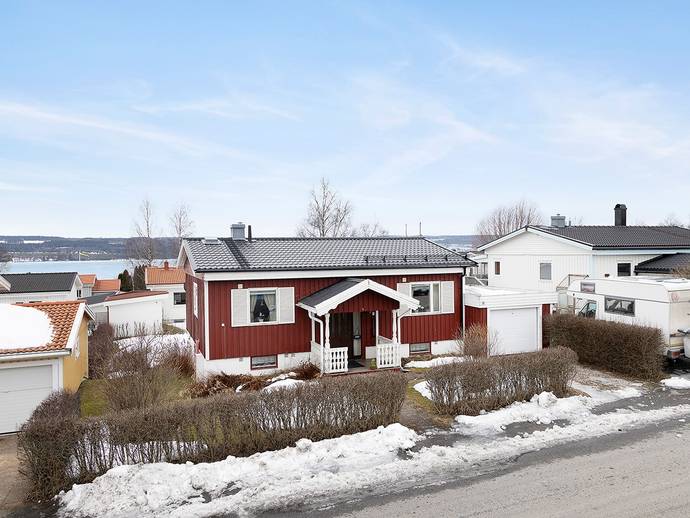 5 rok · 124 m² · Bronshängevägen 16