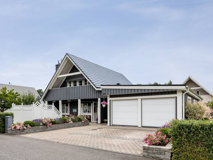 6 rok · 179 m² · Briggvägen 23