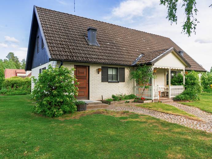 5 rok · 151 m² · Lävägen 1