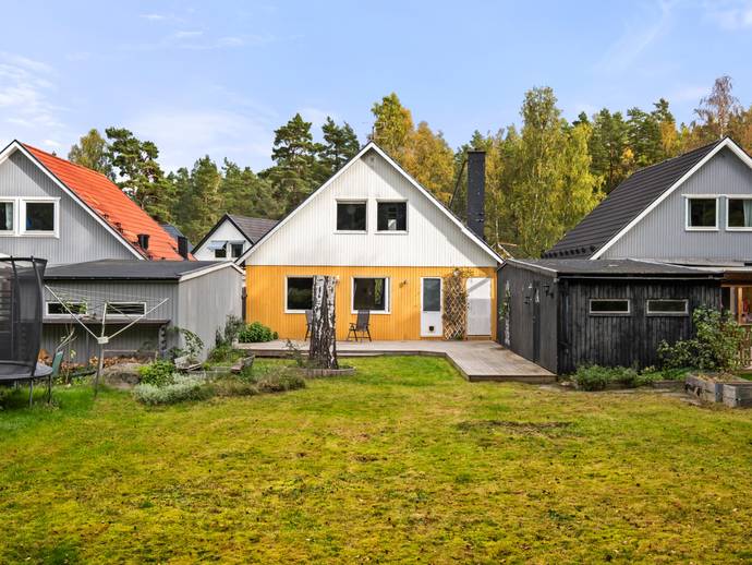 6 rok · 116 m² · Logvägen 35