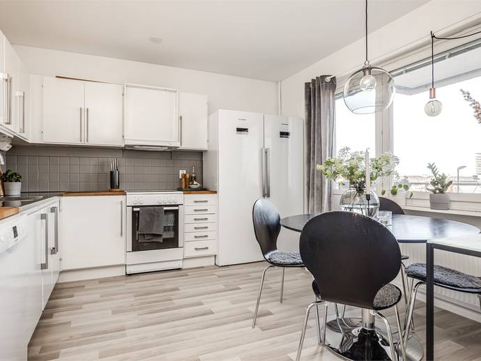 1 rok · 45 m² · Styrmansgatan 10