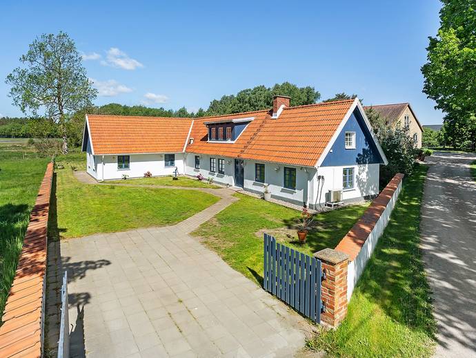 9 rok · 130 m² · Kumlatoftavägen 598-1