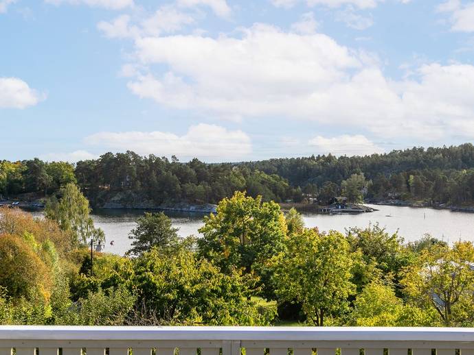 6 rok · 152 m² · Ekholmsvägen 19