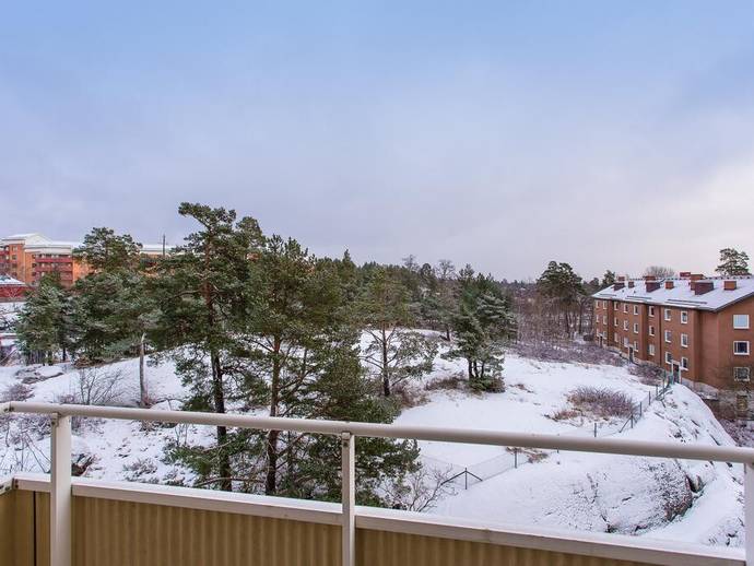 4 rok · 93 m² · Per Hallströms väg 12