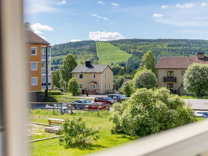 1 rok · 43,5 m² · Parkvägen 3
