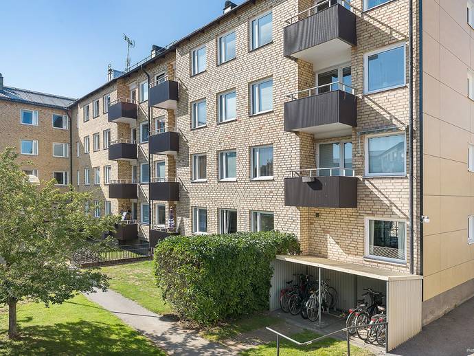 2 rok · 60 m² · Storgatan 18