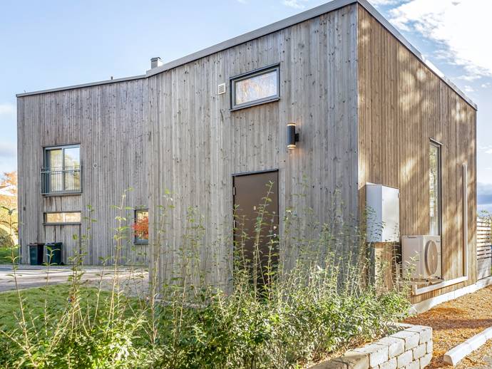 2 rok · 29 m² · LÖVBACKEN 8