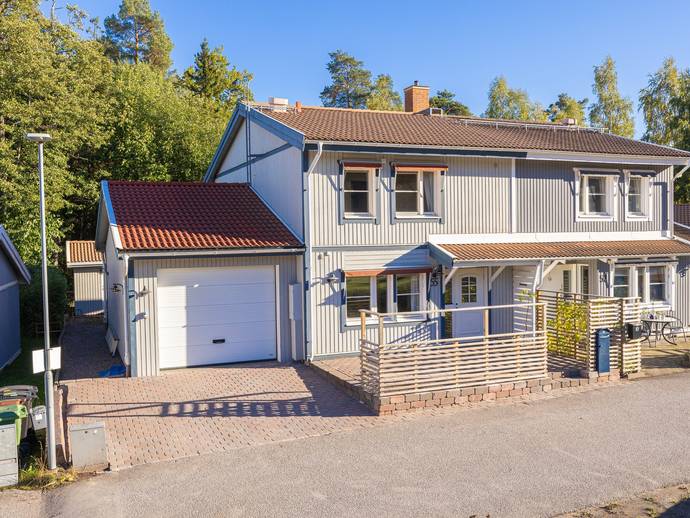 4 rok · 114 m² · Rosenhillsvägen 55