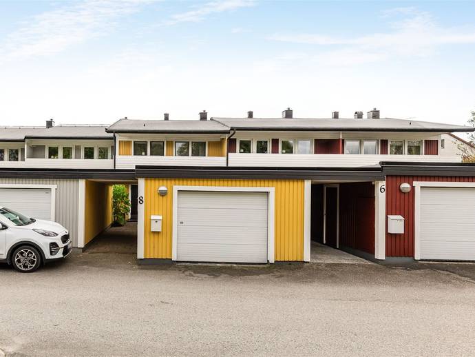 5 rok · 130 m² · Strömsbergsvägen 8