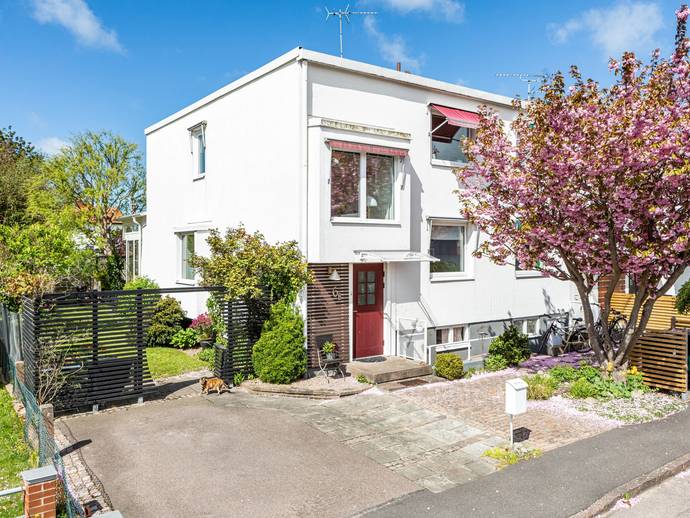 4 rok · 104 m² · Smedängsgatan 6B