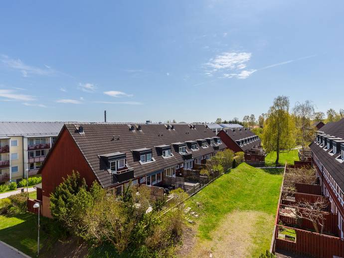 2 rok · 67 m² · Timotejvägen 11, högst upp