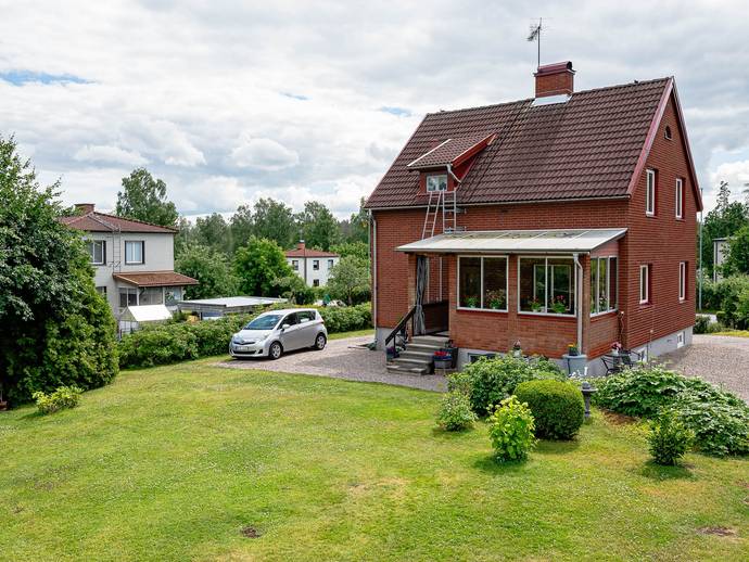 5 rok · 124 m² · Flensvägen 3
