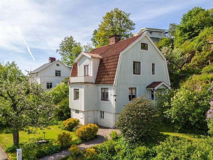 9 rok · 165 m² · Rönnbacken 3B
