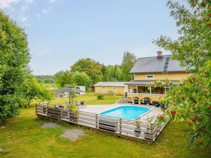 4 rok · 144 m² · Persbackavägen 28