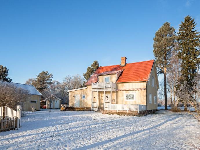 6 rok · 200 m² · Tängvägen 2