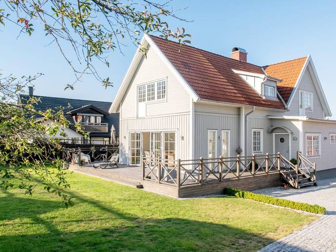 7 rok · 206 m² · Kristinehemsvägen 3