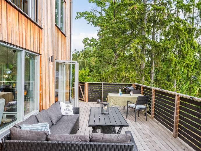 4 rok · 132 m² · Hällenstigen 2B