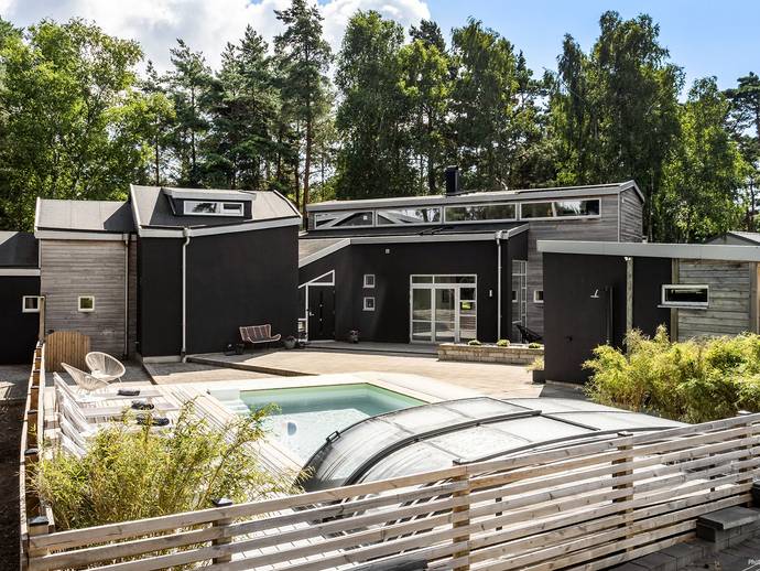 4 rok · 168 m² · Stora Byvägen 32