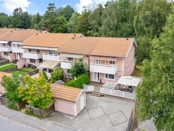 4 rok · 118 m² · Jaktvägen 4