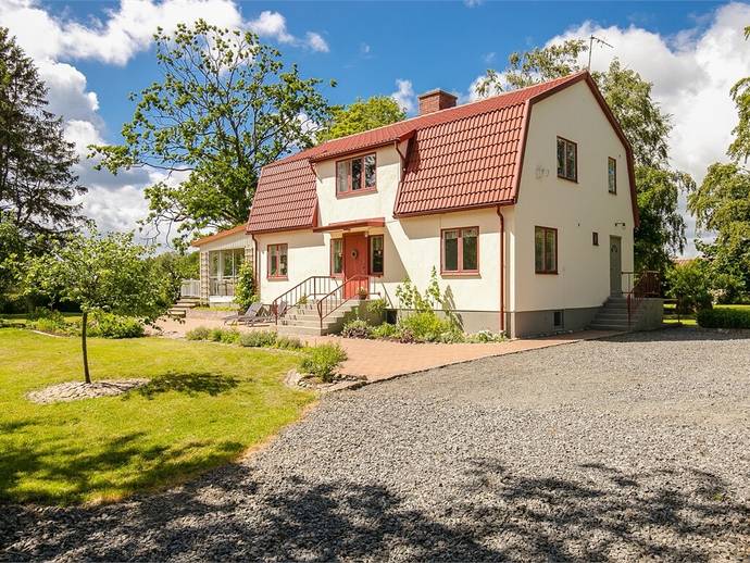 7 rok · 141 m² · Ås Ågården 1