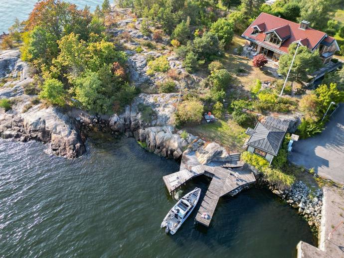 8 rok · 276 m² · Vädurstigen 16