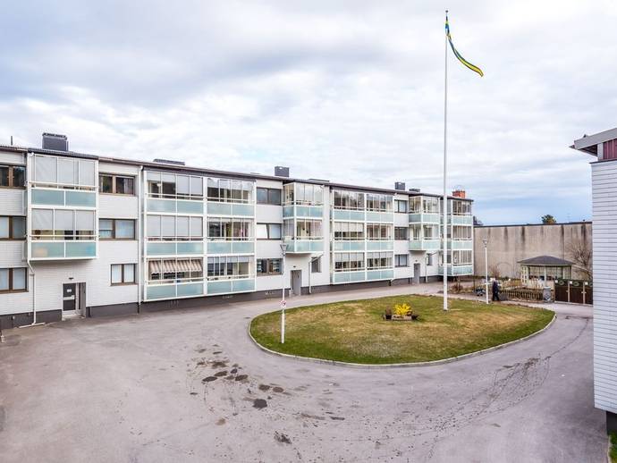 2 rok · 43,5 m² · Affärsgatan 12E