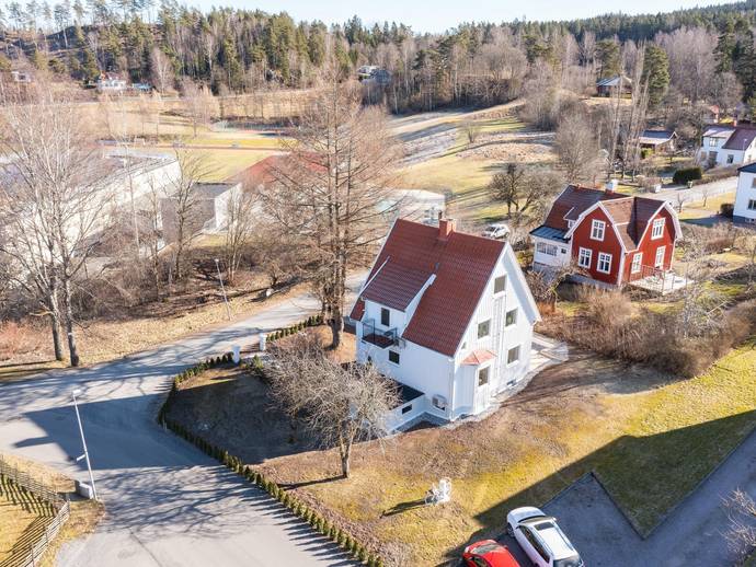 6 rok · 154 m² · Solhagavägen 2