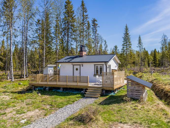 1 rok · 22 m² · Lövsta 210