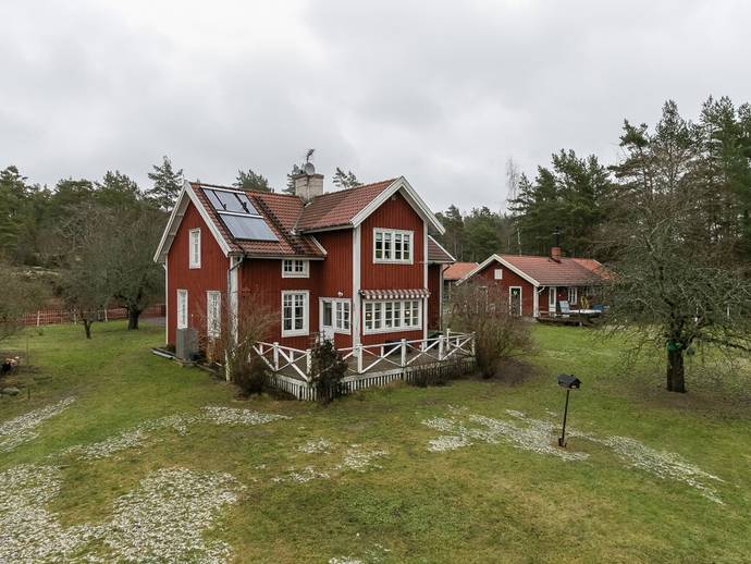 5 rok · 140 m² · Lilla Risebo