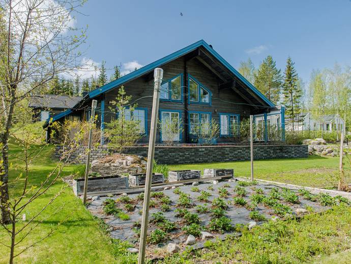 4 rok · 140 m² · Nötbolandet 103