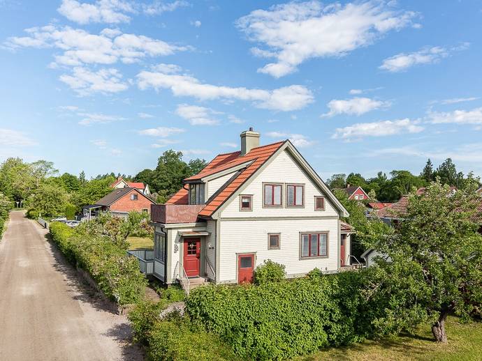 5 rok · 126 m² · Kyrkvägen 9